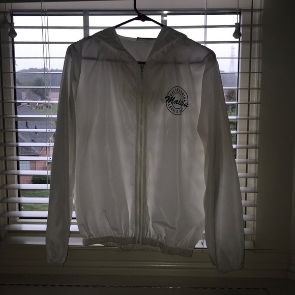 Brandy Melville Jackets & Blazers - Brandy Melville Jacket